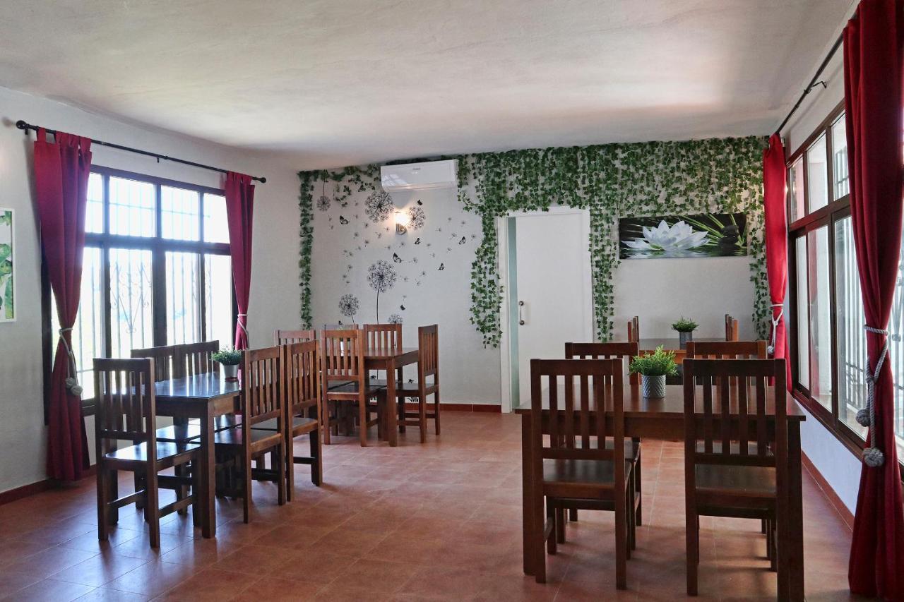 Hotel Rural & Restaurante Las Camaretas Cortes de la Frontera Eksteriør bilde